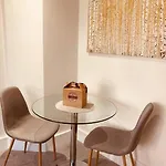 48 Cocoa Suites, Centre Apartamento York