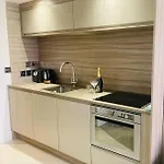 48 Cocoa Suites, Centre * York