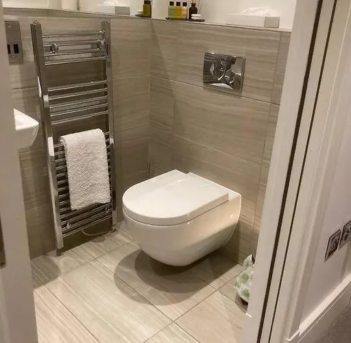 48 Cocoa Suites, Centre